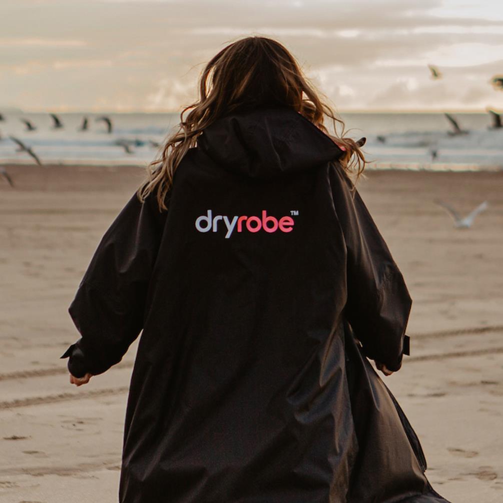dryrobe Advance Long Sleeve Changing Robe - Black / Pink Extra Image 8